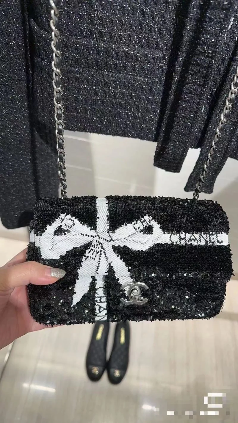 Minimalist Chanel Stachel Bags 54699