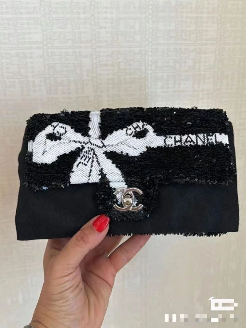 Minimalist Chanel Stachel Bags 54699