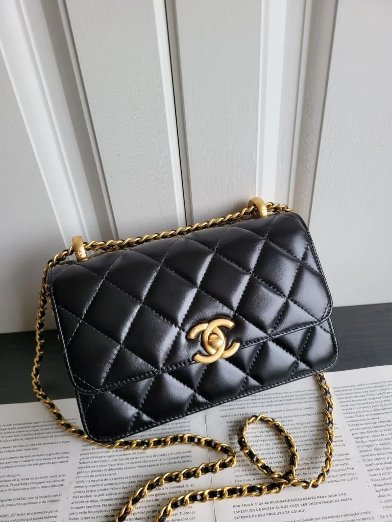 Compact Chanel Stachel Bags 54611