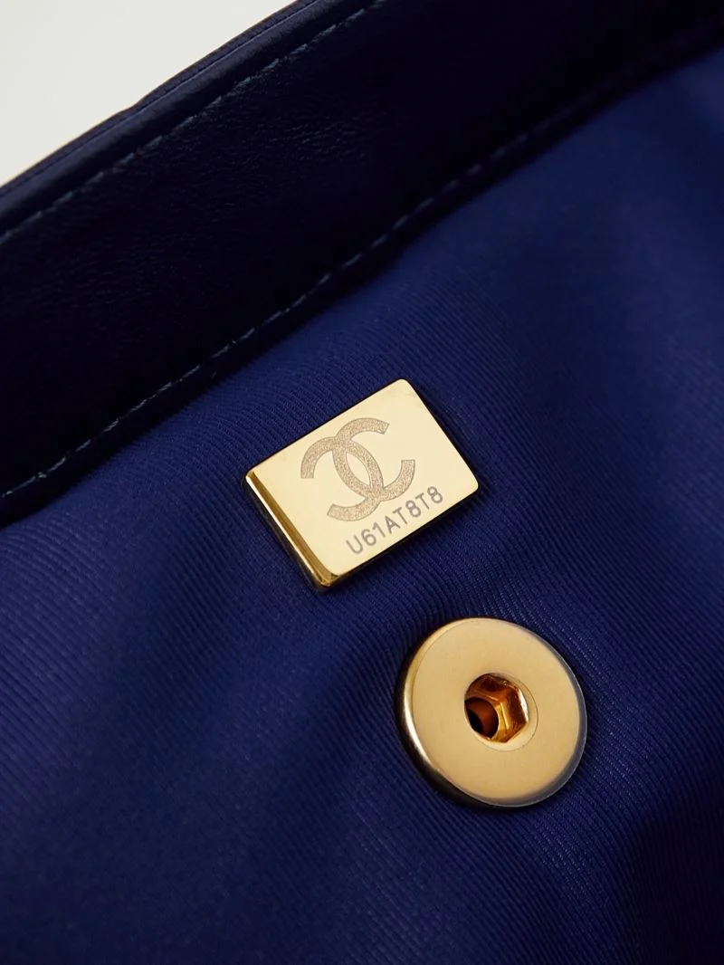 Chanel Stachel Bags Breathable 54635