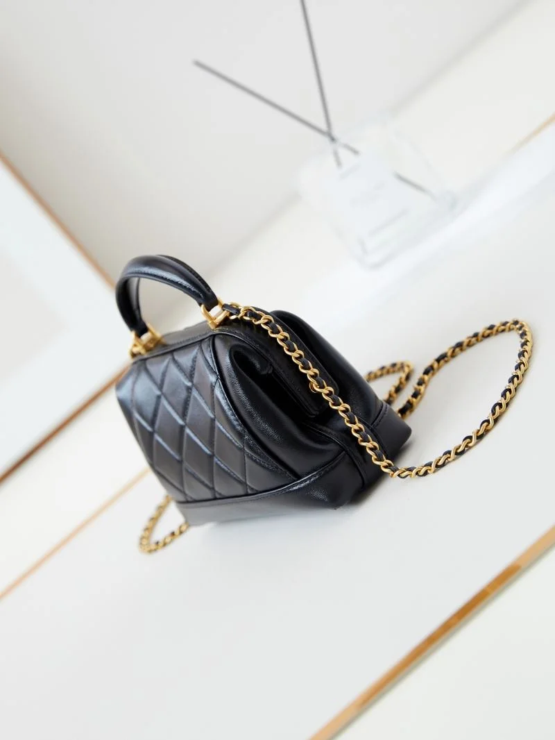 Unisex Chanel Stachel Bags 54624