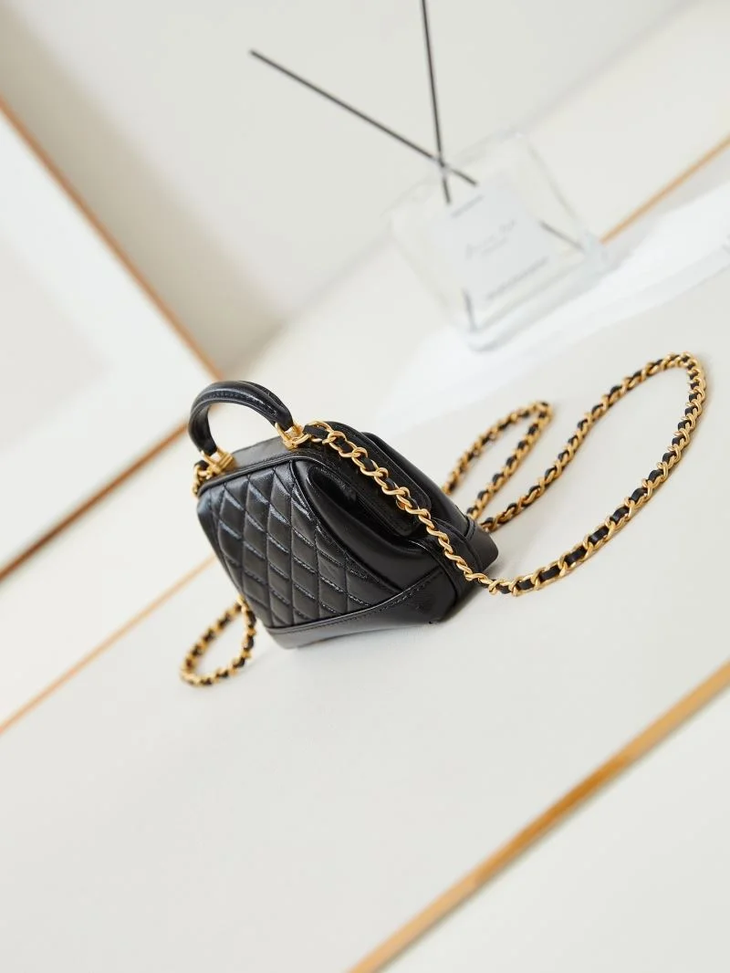 Chanel Stachel Bags Unisex 54592