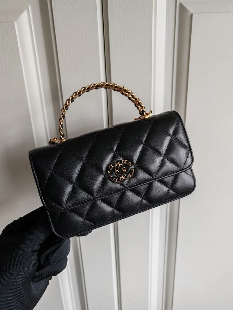 Contemporary Chanel Stachel Bags 54589