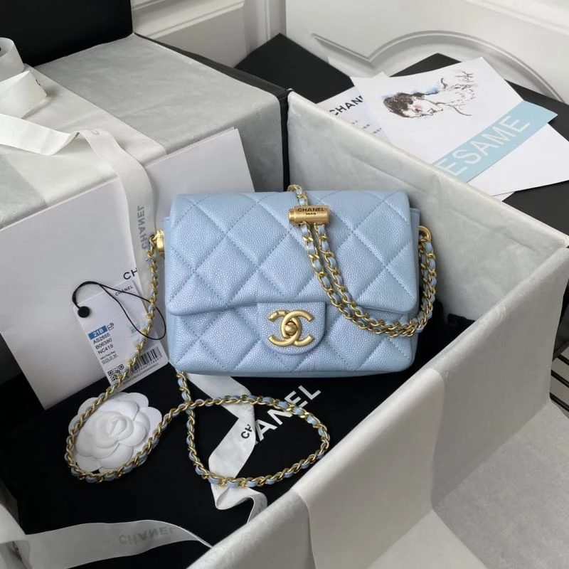 Trendsetting Chanel Stachel Bags 54585