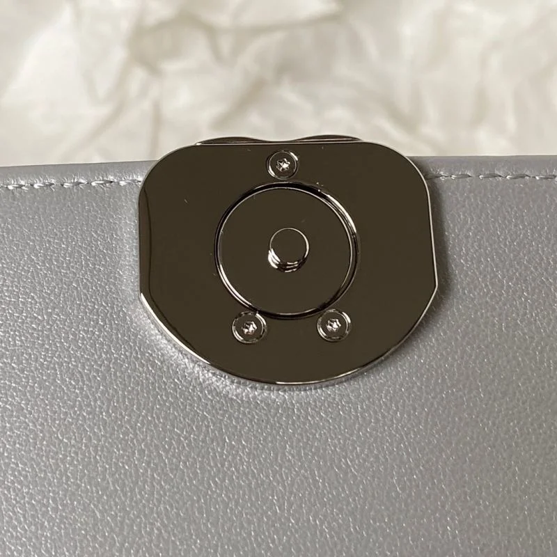 Chanel Stachel Bags Breathable 54620