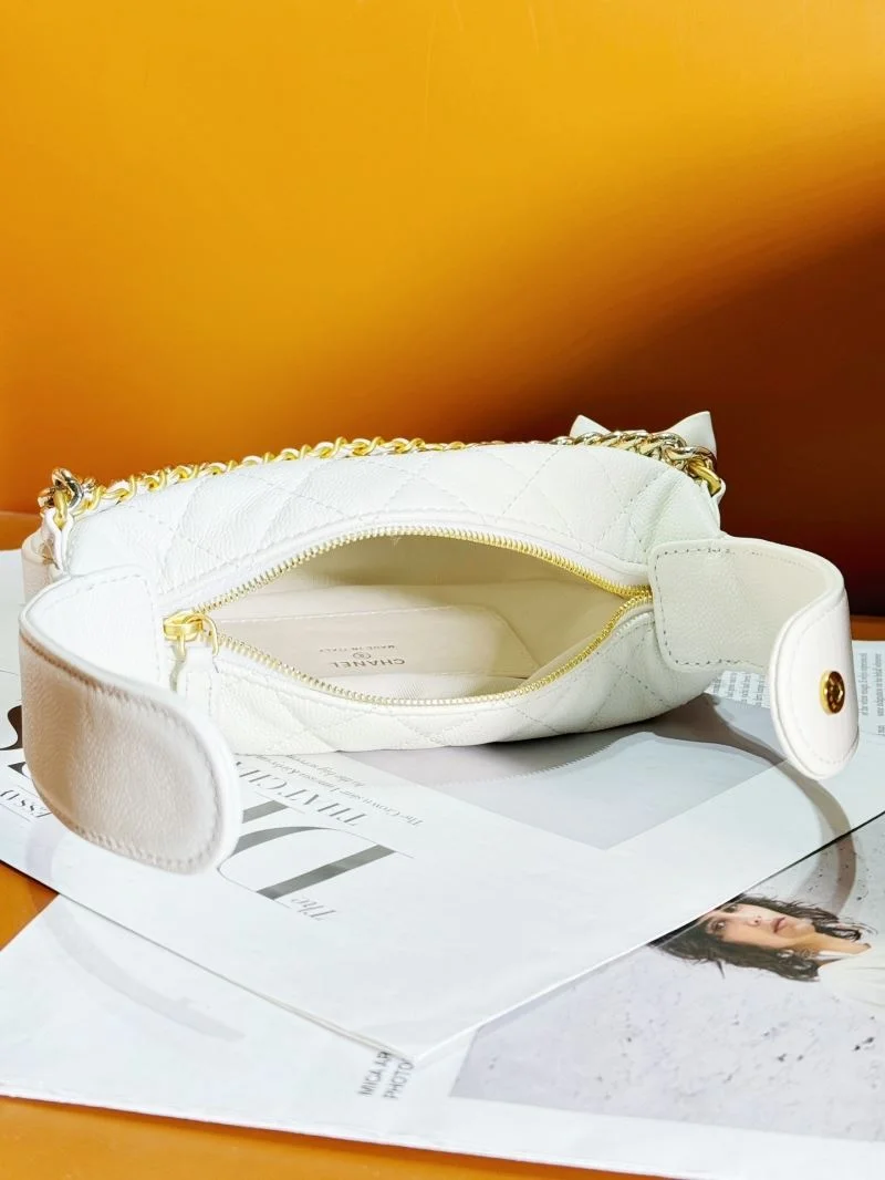 Minimalist Chanel Stachel Bags 54562