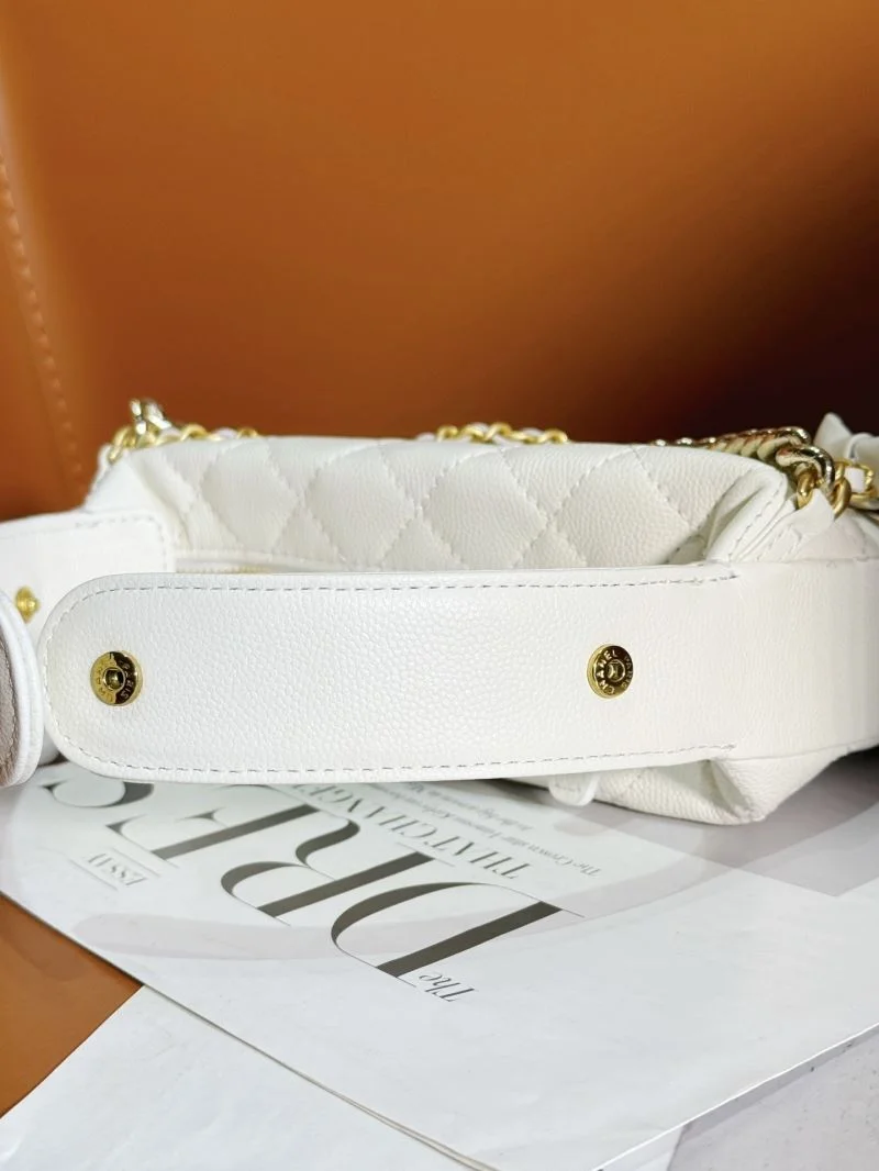 Minimalist Chanel Stachel Bags 54562