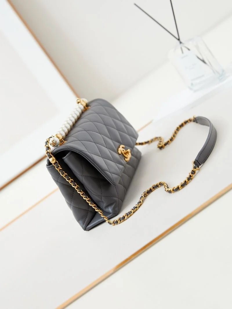 Chanel Stachel Bags Bright 54539