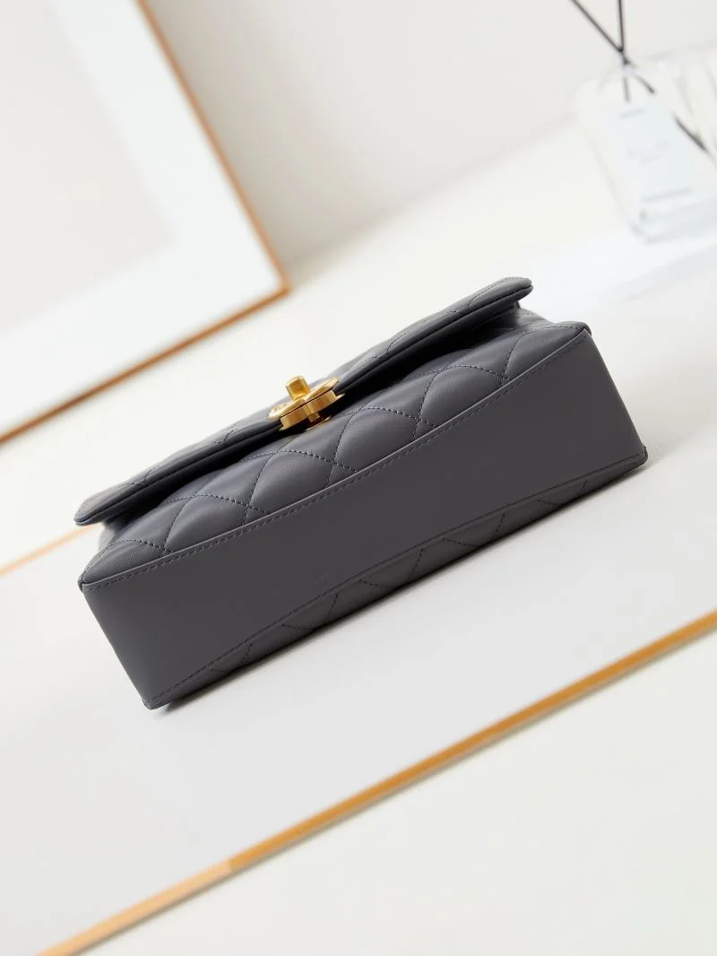 Chanel Stachel Bags Bright 54539