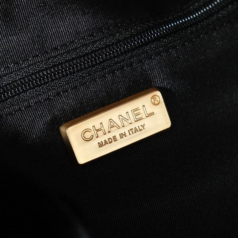 Chic Chanel Stachel Bags 54586