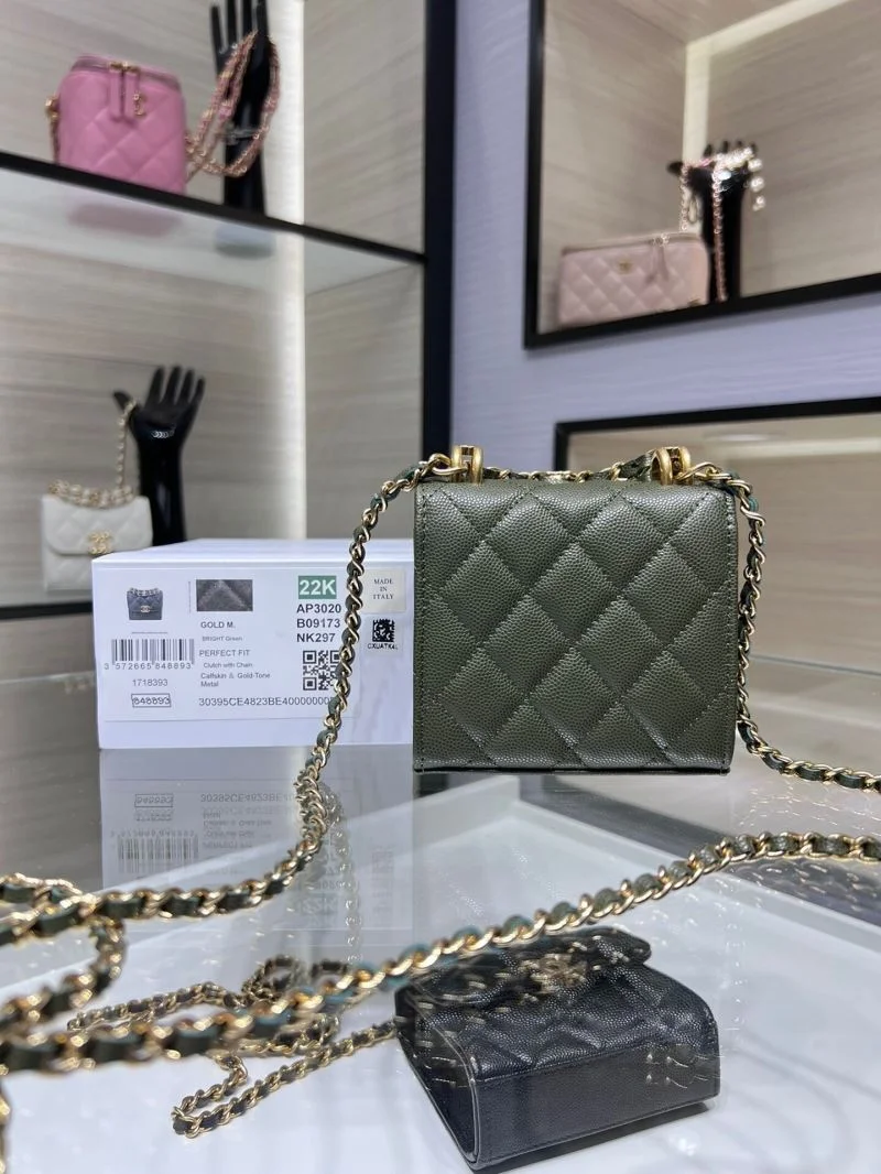 Chanel Stachel Bags Unisex 54485