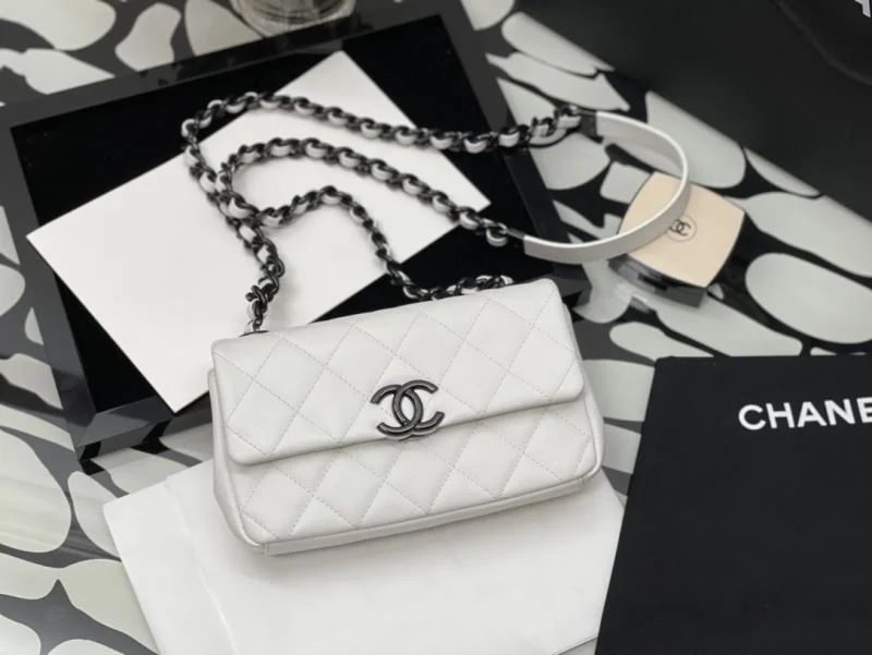 Chanel Stachel Bags TechFriendly 54465