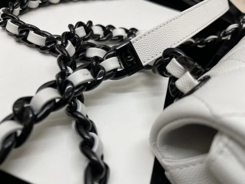 Chanel Stachel Bags TechFriendly 54465