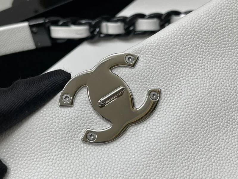 Chanel Stachel Bags TechFriendly 54465
