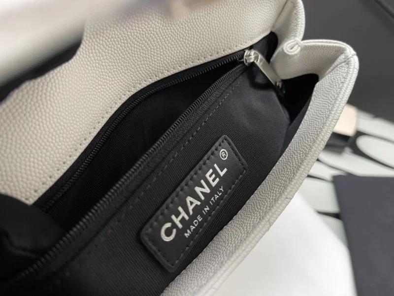Chanel Stachel Bags TechFriendly 54465