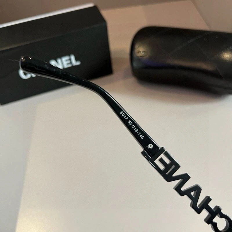 Chanel Sunglasses Modern 278168