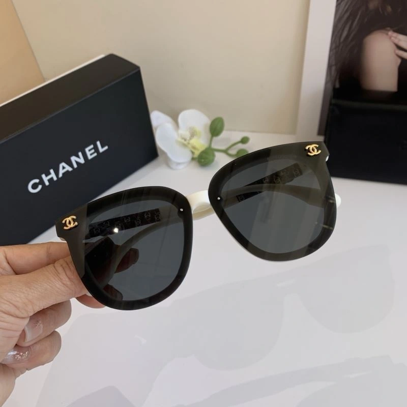 Attractive Chanel Sunglasses 278140