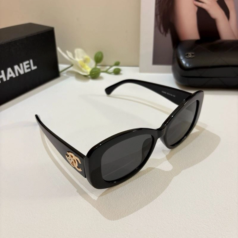 Chanel Sunglasses Durable 278143