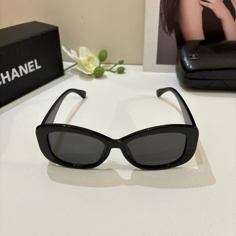 Chanel Sunglasses Durable 278143
