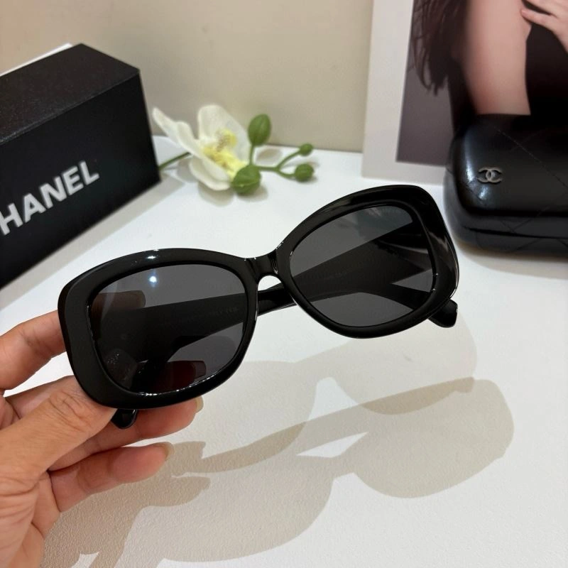 Chanel Sunglasses Durable 278143