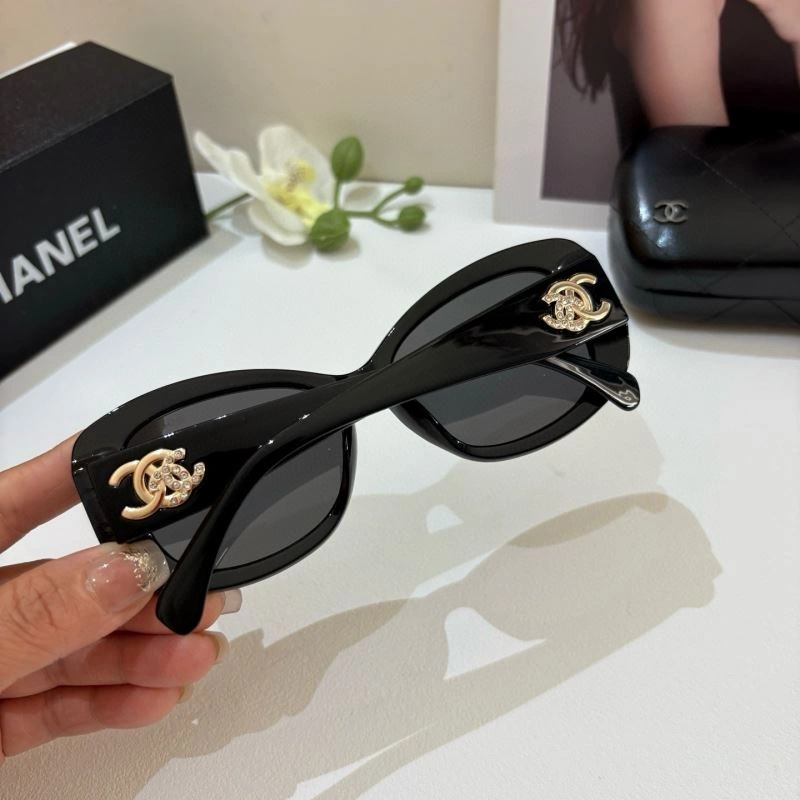 Chanel Sunglasses Durable 278143