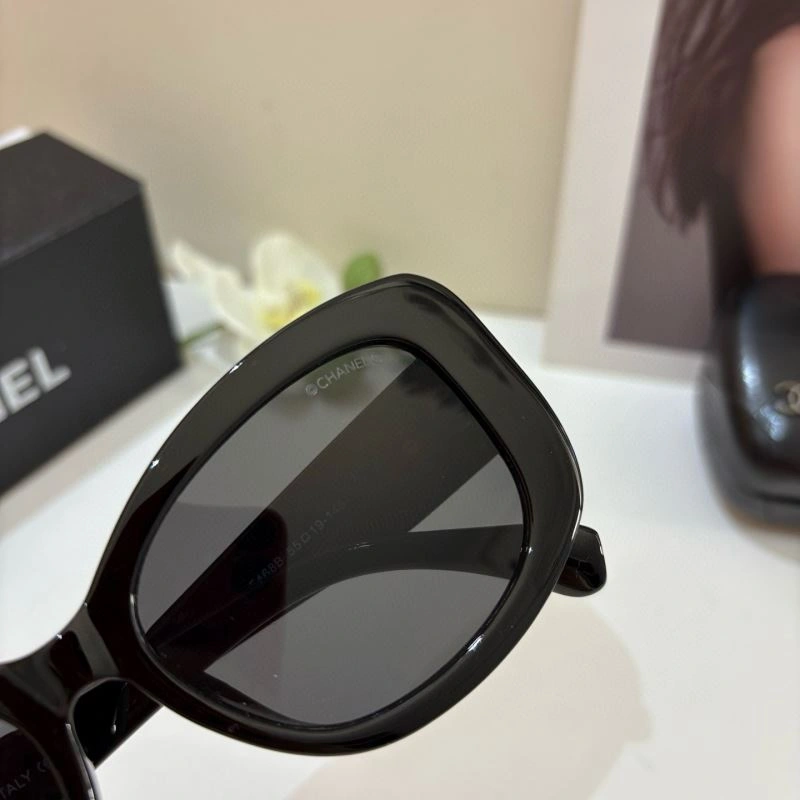Chanel Sunglasses Durable 278143