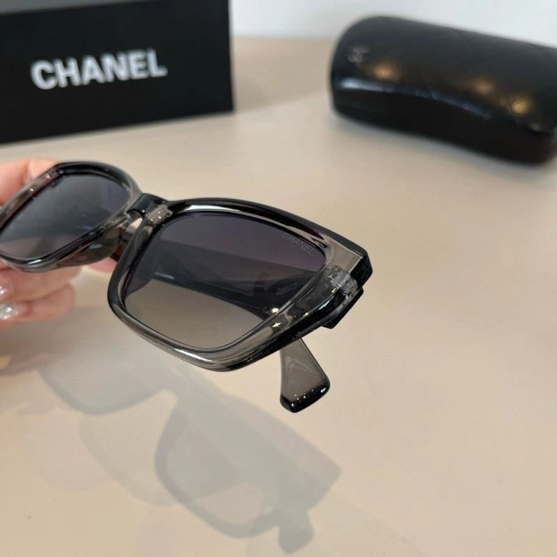 ZipUp Chanel Sunglasses 278130