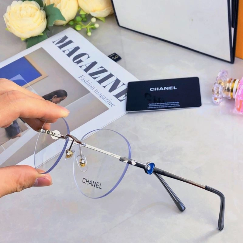 Unisex Chanel Sunglasses 278128