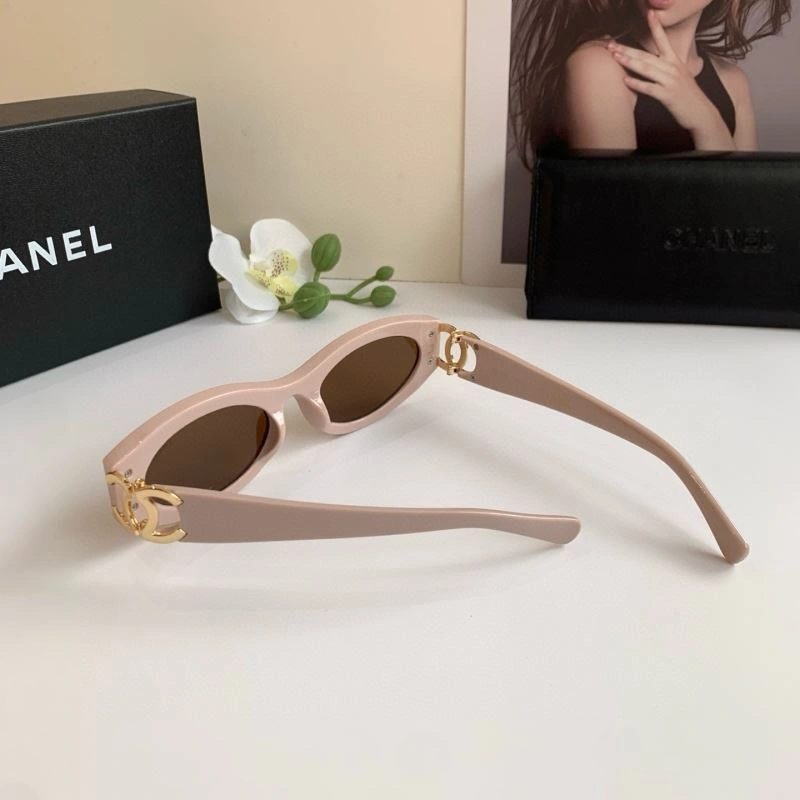 Neat Chanel Sunglasses 278098