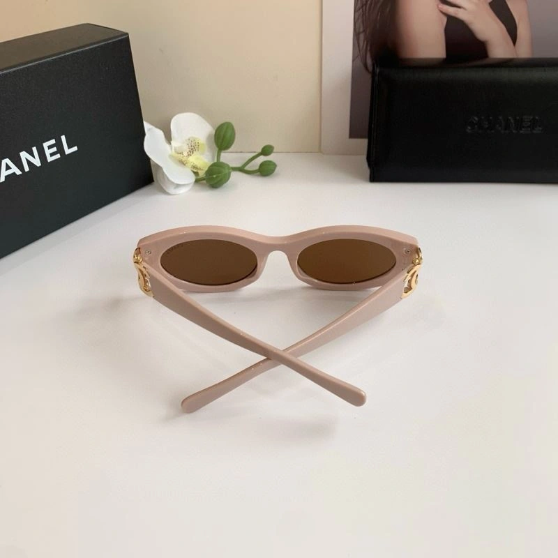 Neat Chanel Sunglasses 278098