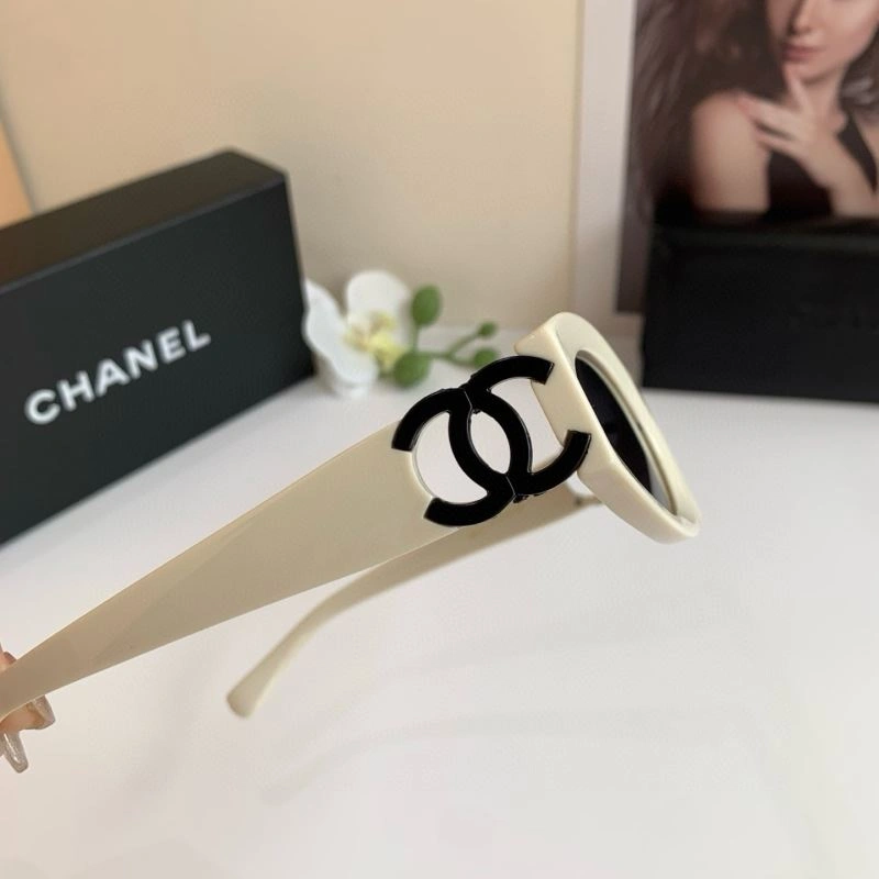 Chanel Sunglasses Contemporary 278115