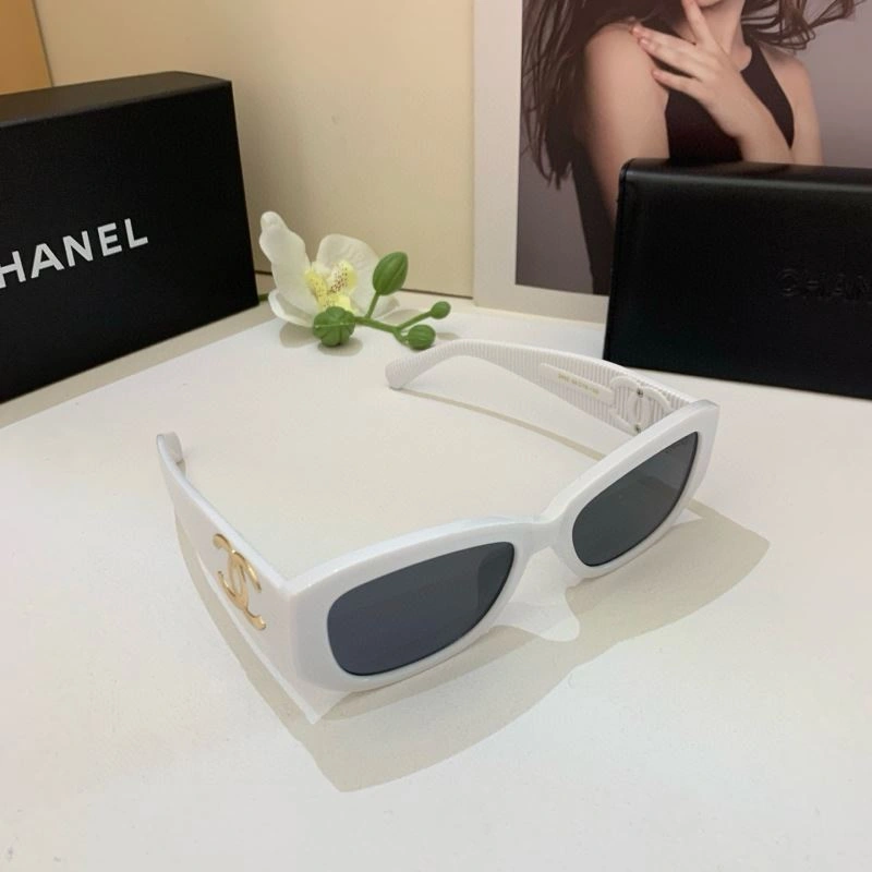 Sophisticated Chanel Sunglasses 278118