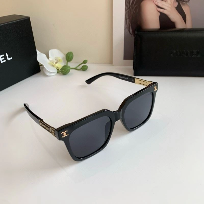 Practical Chanel Sunglasses 278104