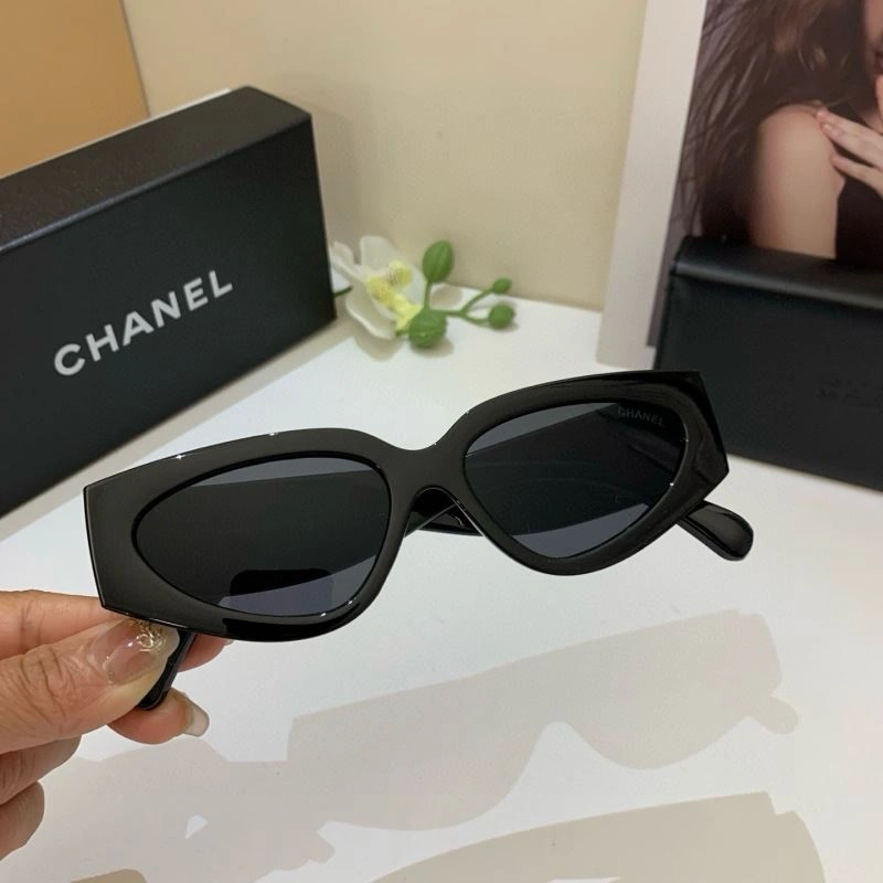 Durable Chanel Sunglasses 278095