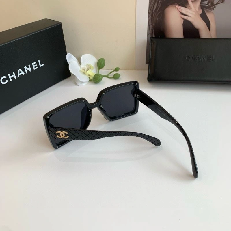 Chanel Sunglasses ZipUp 278089