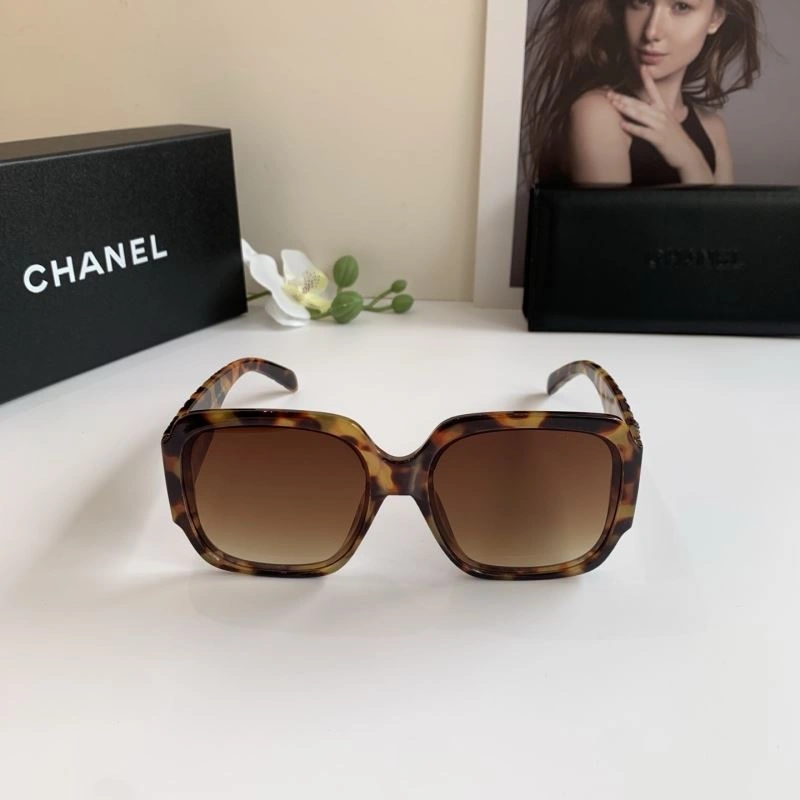 Unique Chanel Sunglasses 278081