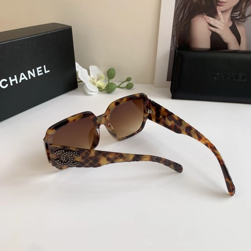 Unique Chanel Sunglasses 278081