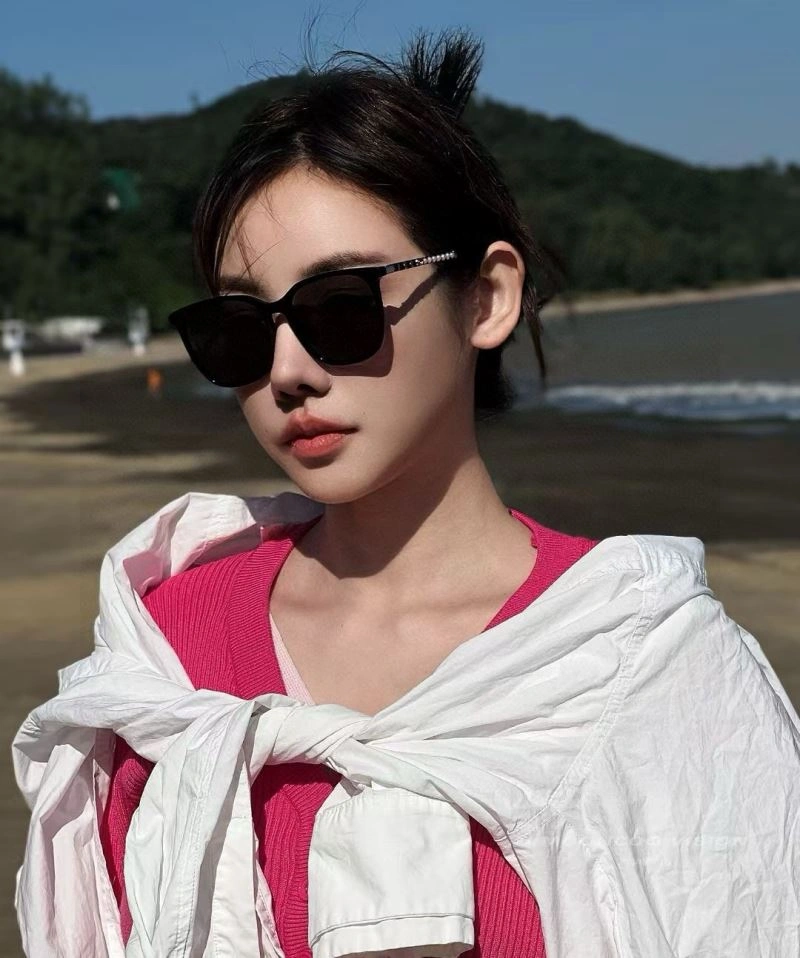 Chanel Sunglasses Fashionable 278063