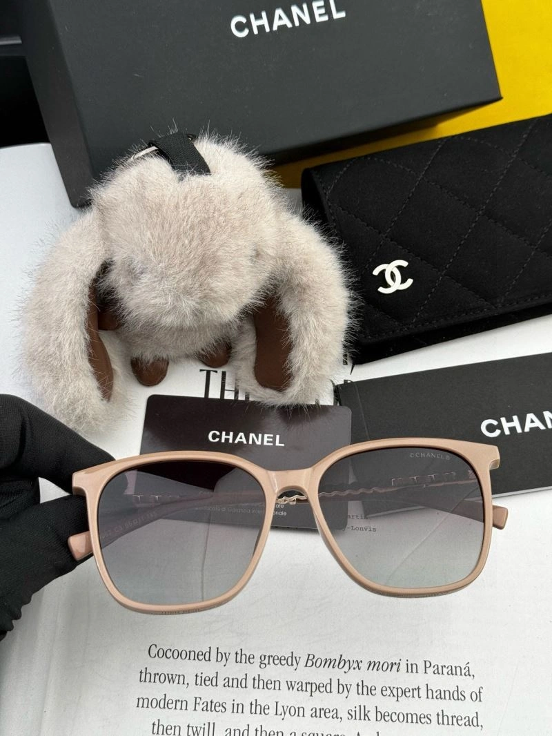Chanel Sunglasses Fashionable 278063