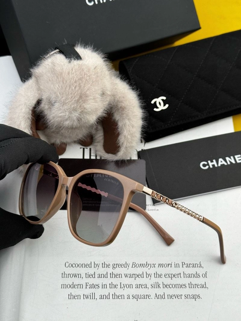 Chanel Sunglasses Fashionable 278063