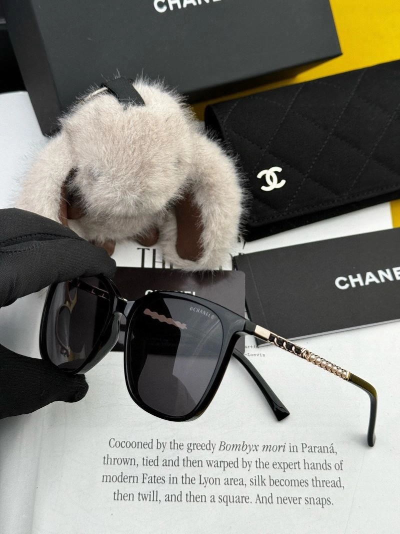 Chanel Sunglasses Fashionable 278063