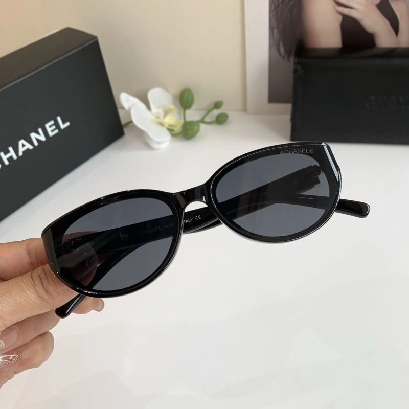 Contemporary Chanel Sunglasses 278068