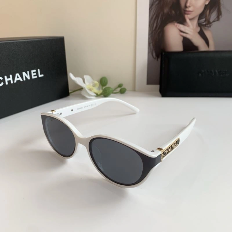 Durable Chanel Sunglasses 278069