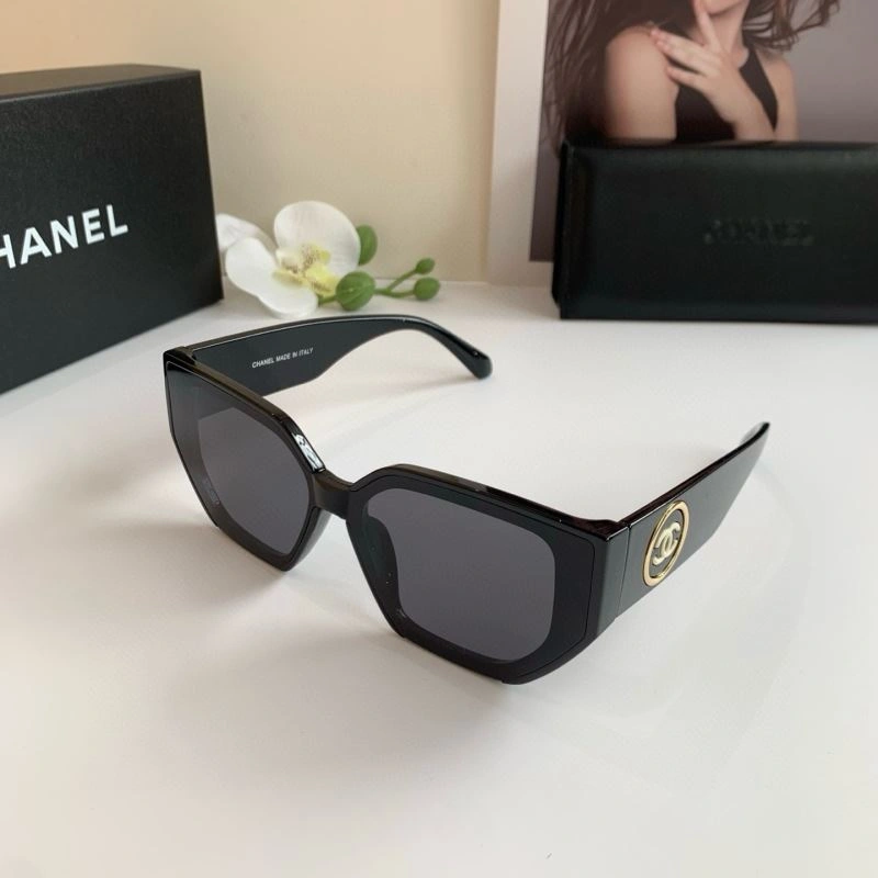 MoistureWicking Chanel Sunglasses 278054