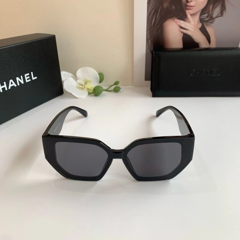 MoistureWicking Chanel Sunglasses 278054