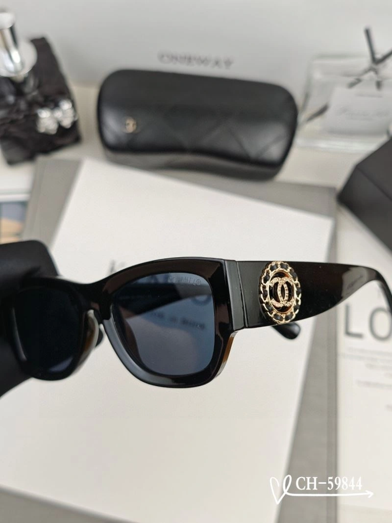 Chanel Sunglasses FreshLook 278074