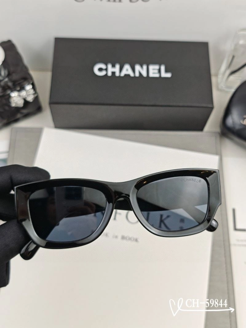 Chanel Sunglasses FreshLook 278074