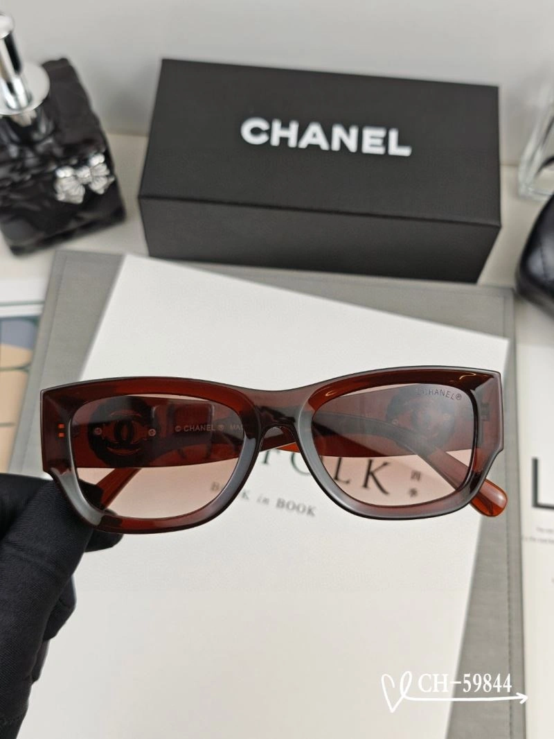 Chanel Sunglasses FreshLook 278074