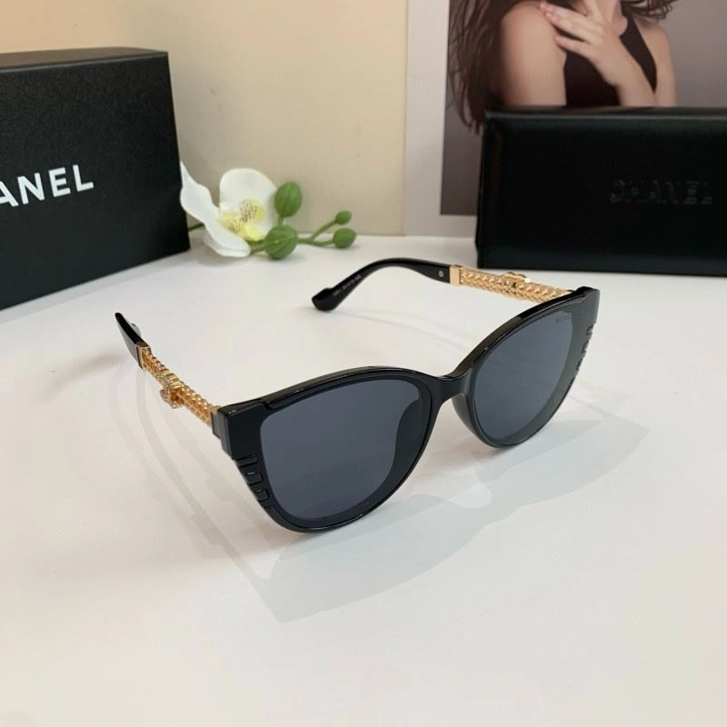 Chanel Sunglasses TravelReady 278060