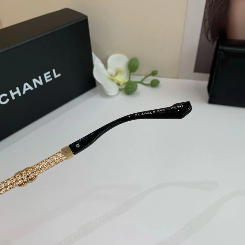 Chanel Sunglasses TravelReady 278060